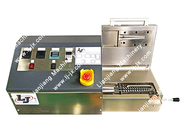 實(shí)驗(yàn)用微型雙錐螺桿擠出機(jī)